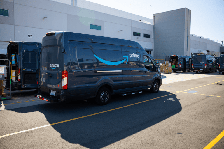 Amazon is about to use AI-equipped cameras in delivery vans