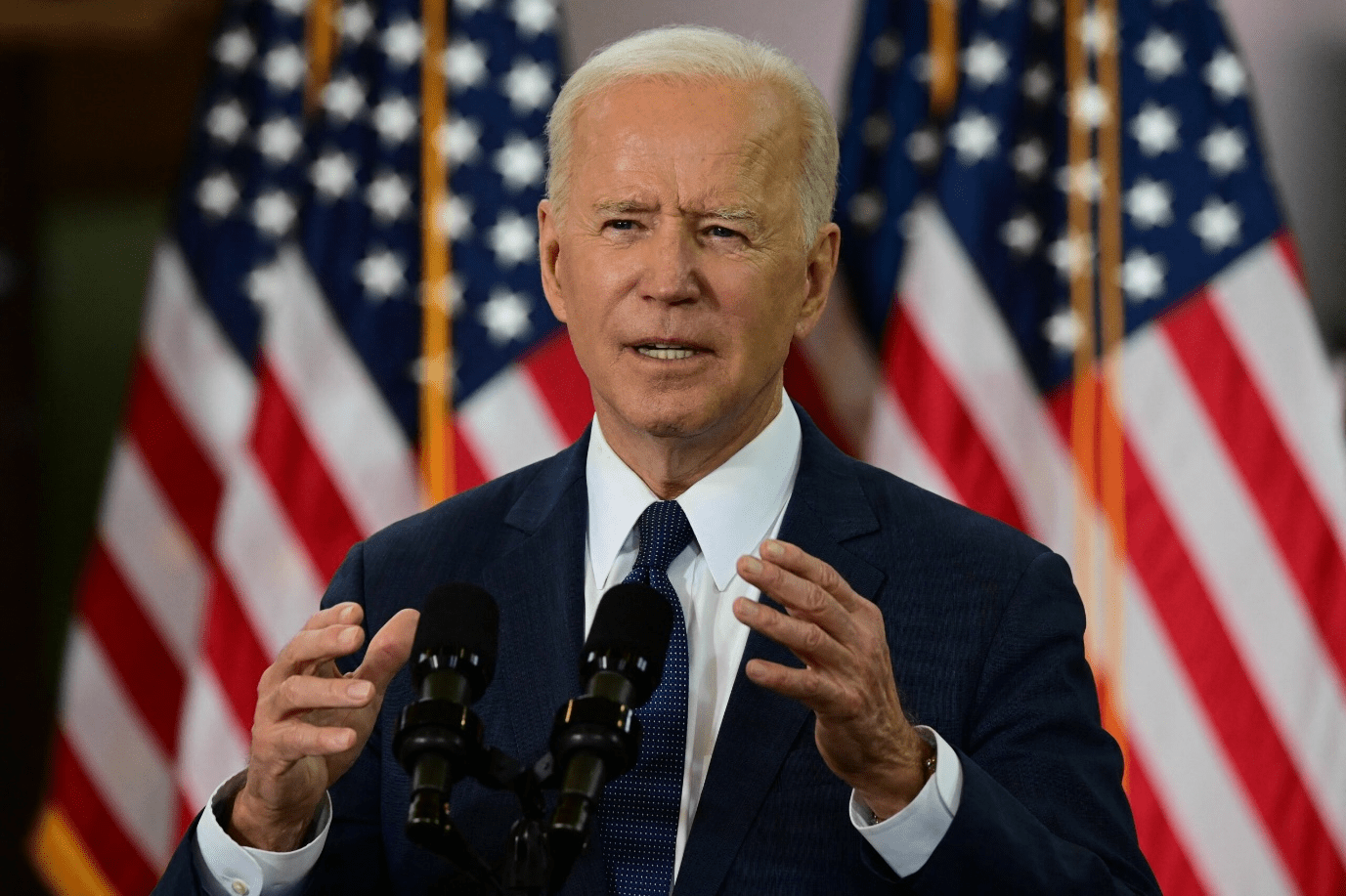 Biden urges to boost wages for employers but warns workers