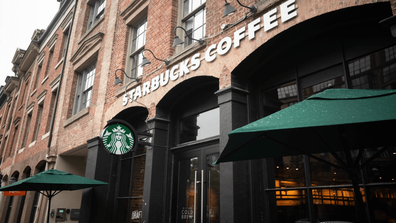 Starbucks and Amazon is about to open a cashier-less coffee shop