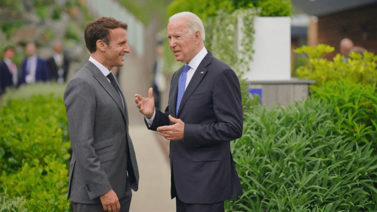 Biden and Macron reaffirm their cooperation and support for Ukraine at a typical White House press meeting